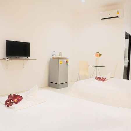 Apartamento ตะวันแมนชั่น Ban Na Khua Exterior foto